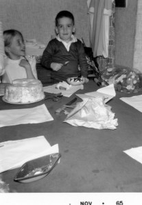 Future Mayor of Crazie Town and Tom